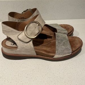 Sofft Sandals
